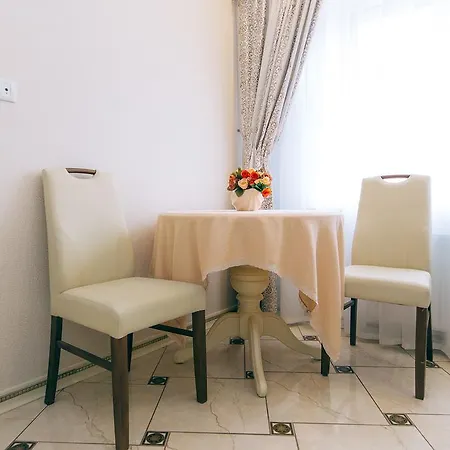 Vip Apartmen Sumy Exterior photo